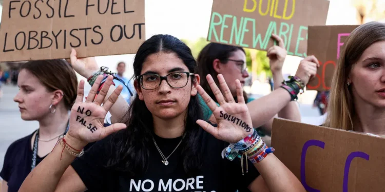 Cop28 Access: Climate Deniers and Fossil Fuel Advocates Under Scrutiny