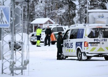 Finland Closes Border with Russia Again as Asylum Seeker Entries Surge