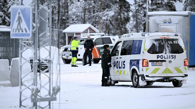 Finland Closes Border with Russia Again as Asylum Seeker Entries Surge