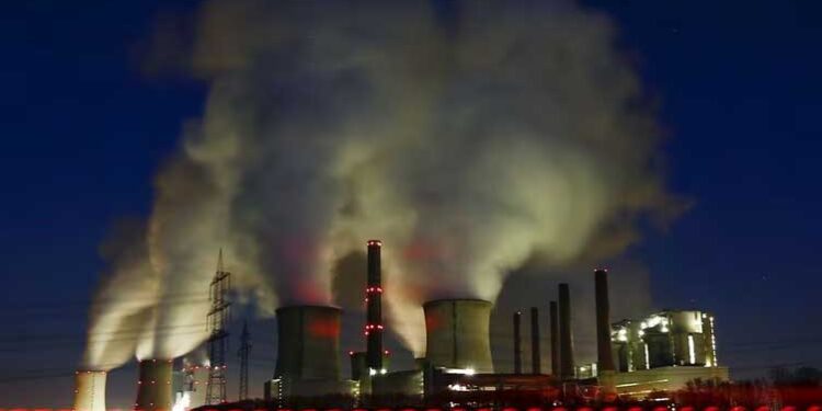 European Power Players Unite: Seven Nations Commit to CO2-Free Electricity Systems by 2035