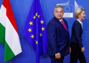 EU’s Decision on Ukraine Membership Talks Faces Hurdles as Hungary Blocks Financial Aid Package