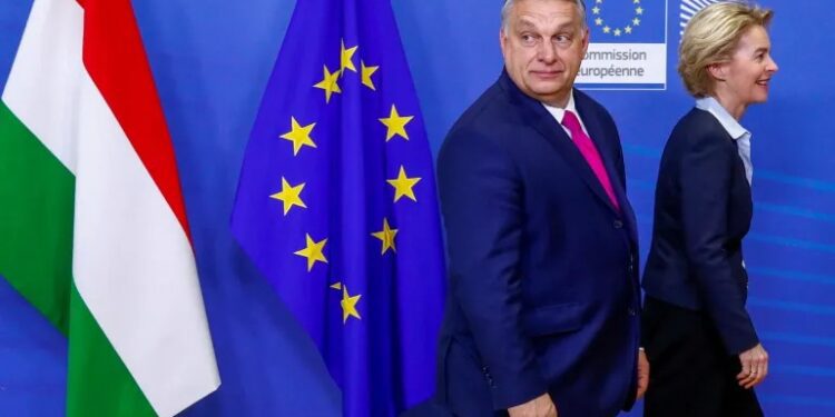 EU’s Decision on Ukraine Membership Talks Faces Hurdles as Hungary Blocks Financial Aid Package