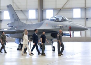 Netherlands to Deliver 18 F-16 Fighter Jets to Ukraine in Solidarity Against Russian Invasion