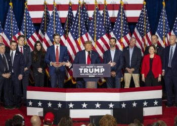 Trump Emerges Victorious in Iowa as Republican: First Triumph in 2024 Elections