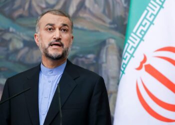 Iran FM: Stop Gaza War to Halt Israel Attacks
