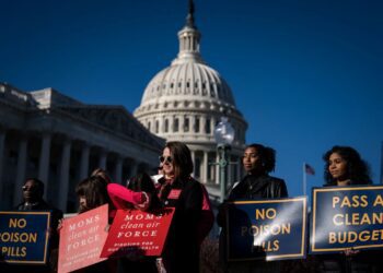 US Approves Spending Bill: Preventing Government Shutdown