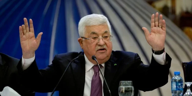 Palestinian President Mahmoud Abbas in Doha for Gaza Ceasefire Talks with Qatari Emir