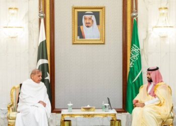 Saudi Crown Prince meets Pakistani Premier, emphasizing dialogue between India and Pakistan