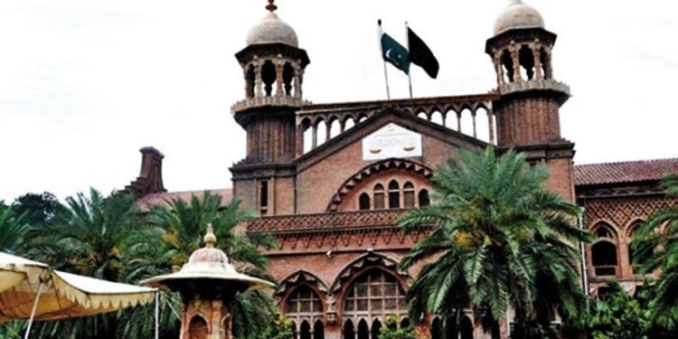 Panic in Pakistan: Judges Targeted with Suspicious White Powder