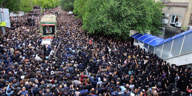 Thousands Mourn President Raisi After Tragic Helicopter Crash Amid Iran’s Political Crisis