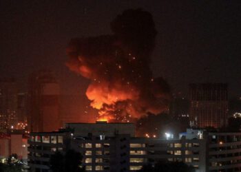 Russia Launches Missile and Drone Attack on Kyiv, Ukraine Reports No Injuries