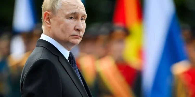 Russia Considers Adjusting Nuclear Doctrine Amid Rising Threats