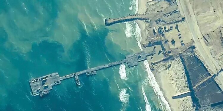 US Gaza Aid Pier Removal Amidst Challenges