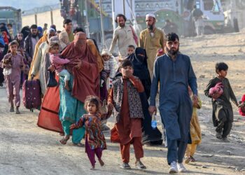 Pakistan Extends Afghan Refugee Stay