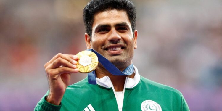 Pakistan wins gold after 40 years - Arshad Nadeem: From no money to Olympic gold medalist