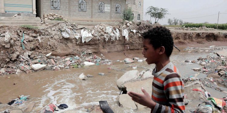 Famine looming in parts of Yemen, UN experts warn