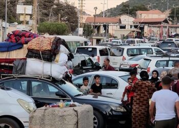 Over 5,000 Lebanese Flee to Syria Amid Airstrikes