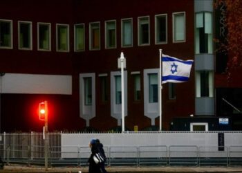Israeli Embassy in Ireland takes down flag ahead of closure