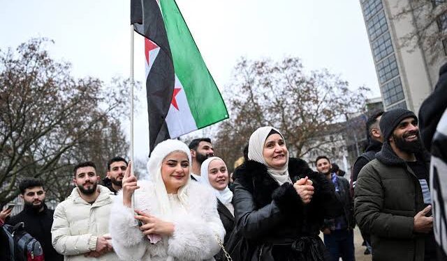 Germany Pauses Asylum Applications for Syrians After al-Assad’s Fall