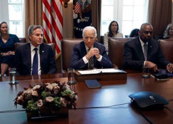 US lawmakers urge Biden administration to halt offensive weapons to Israel