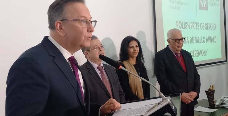 Pakistani NGO AGHS Legal Aid Cell Awarded Polish Prize in Recognition of Protecting Human Rights