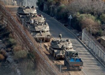 Israeli Tanks Cross Syria Border Fence for First Time in 50 Years