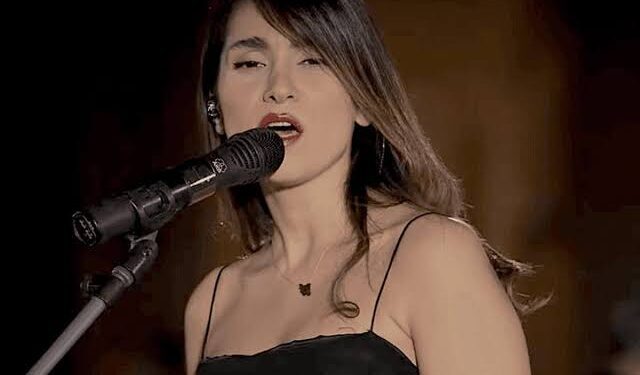 Iranian Female Singer Arrested for Defying Mandatory Dress Code and Ban on Women Singing