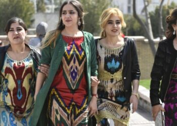 Tajikistan to Publish New Dress Guidelines for Women