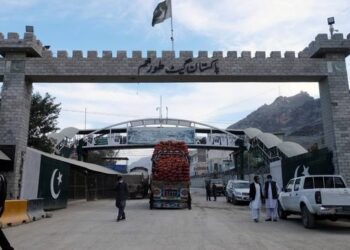 Tensions Rise As Key Pakistan-Afghanistan Border Remains Shut Over a Dispute
