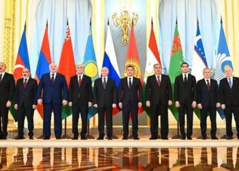 CIS Nations Move to Ban US Dollar After Summit