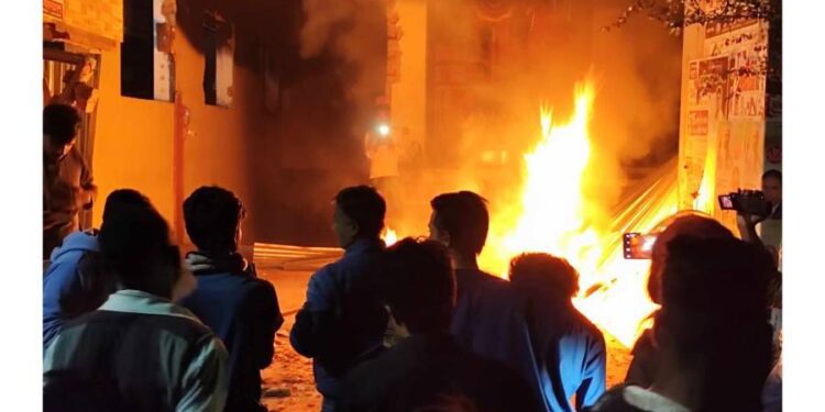 Protesters set fire to ex-Bangladesh PM’s family home