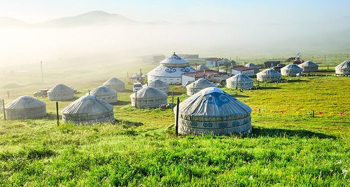 Travel through Light and Shadows to Comprehend the Vastness of Inner Mongolia